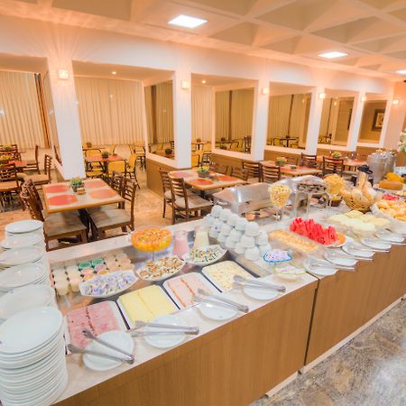 Hotel Dan Inn Uberaba & Convencoes By Nacional Inn ภายนอก รูปภาพ
