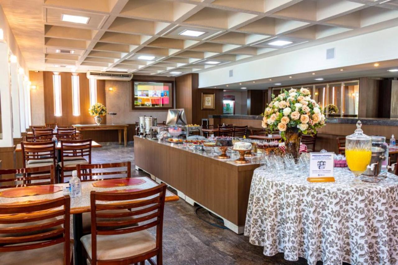 Hotel Dan Inn Uberaba & Convencoes By Nacional Inn ภายนอก รูปภาพ