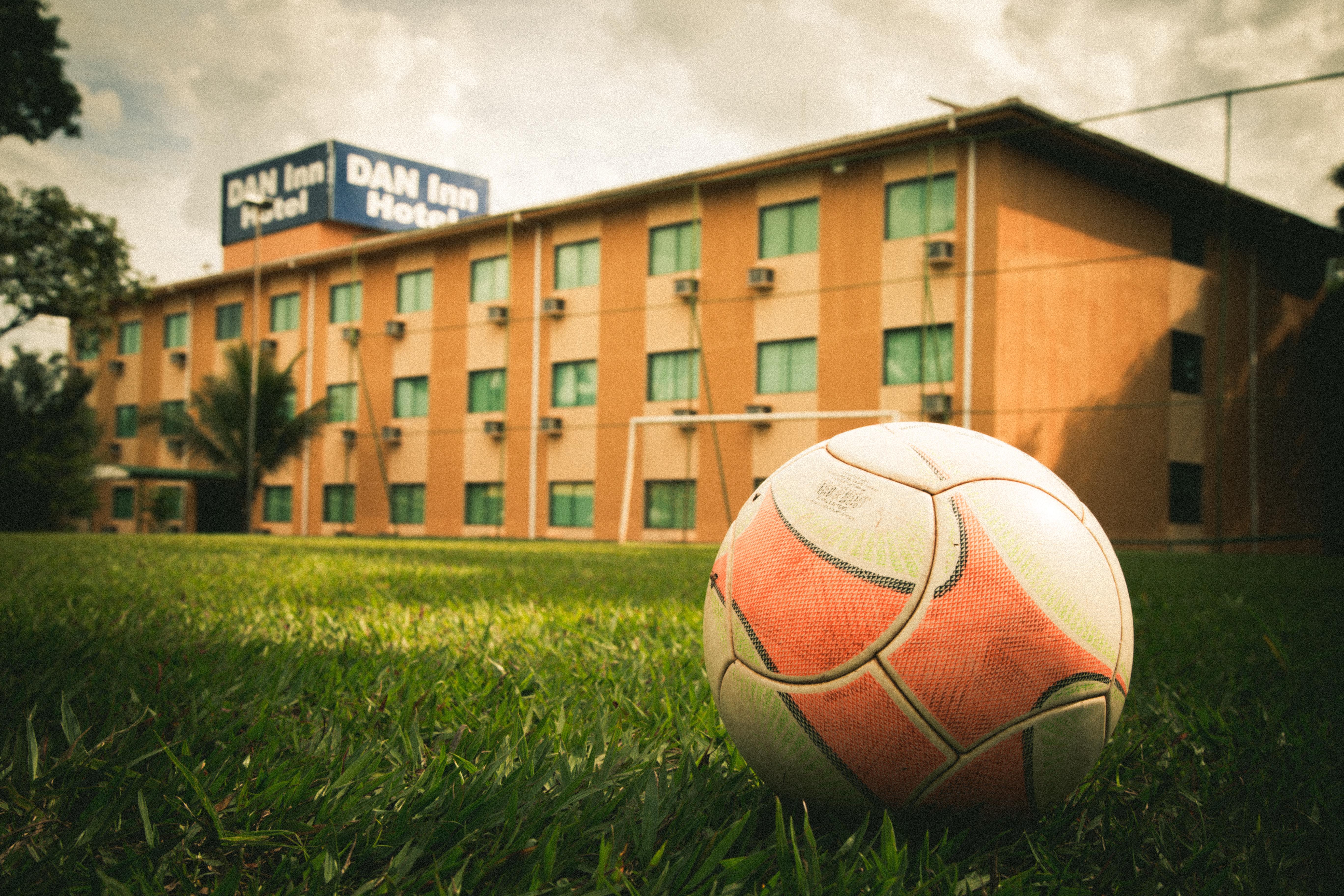Hotel Dan Inn Uberaba & Convencoes By Nacional Inn ภายนอก รูปภาพ