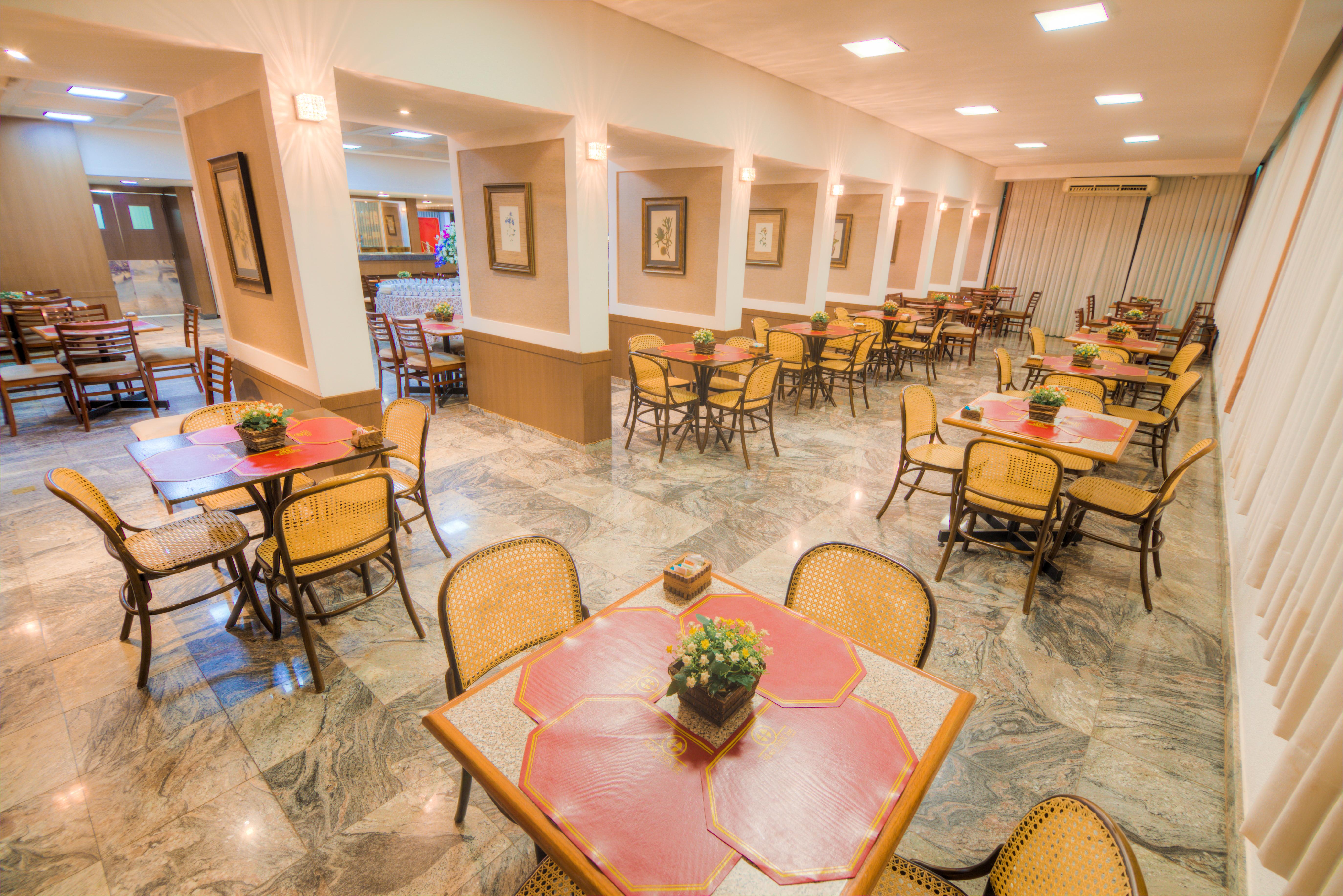 Hotel Dan Inn Uberaba & Convencoes By Nacional Inn ภายนอก รูปภาพ
