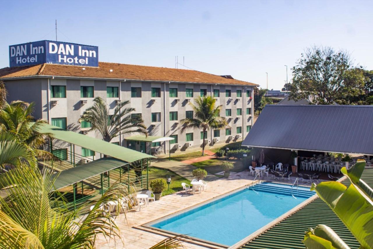 Hotel Dan Inn Uberaba & Convencoes By Nacional Inn ภายนอก รูปภาพ