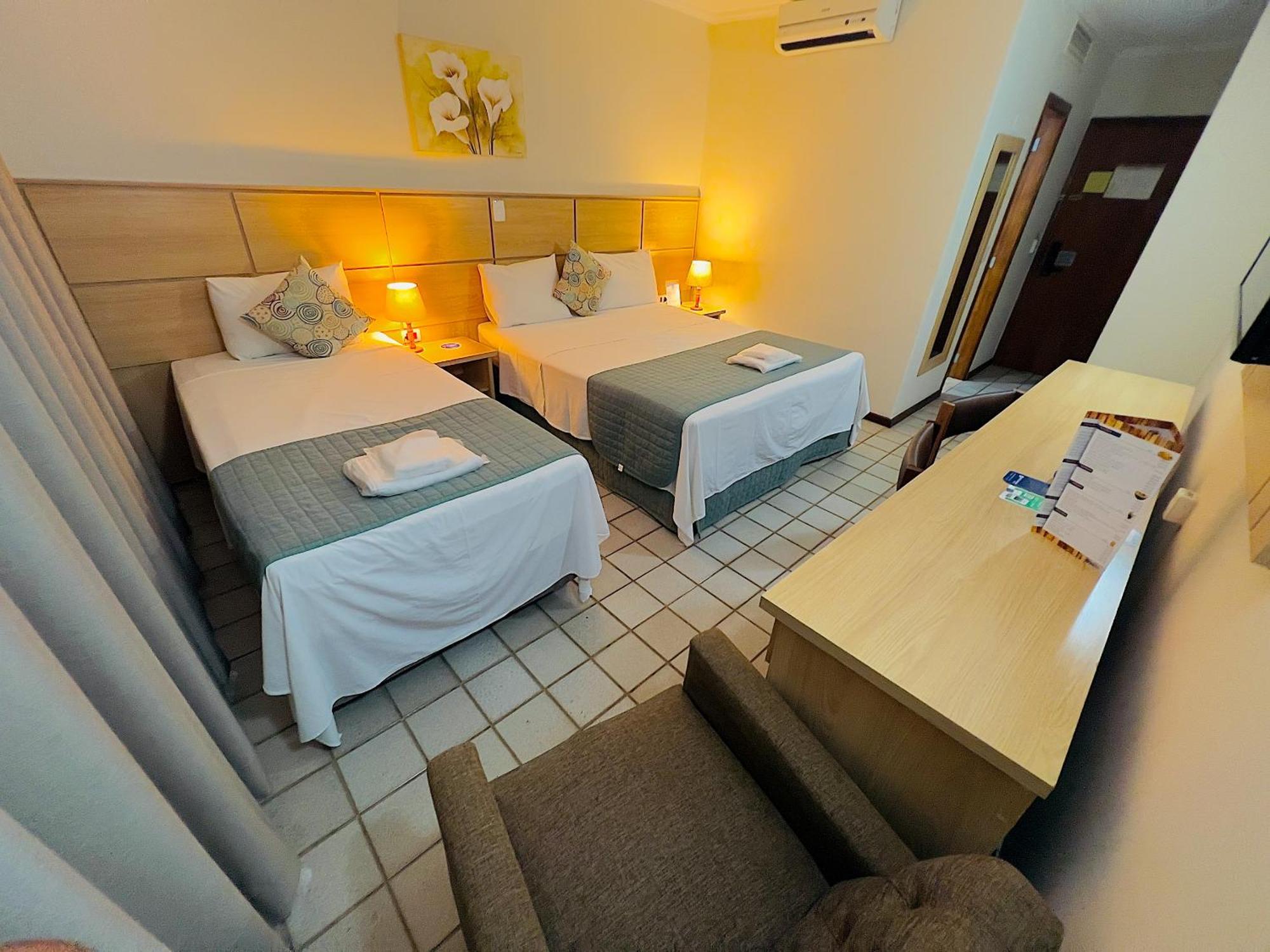 Hotel Dan Inn Uberaba & Convencoes By Nacional Inn ภายนอก รูปภาพ